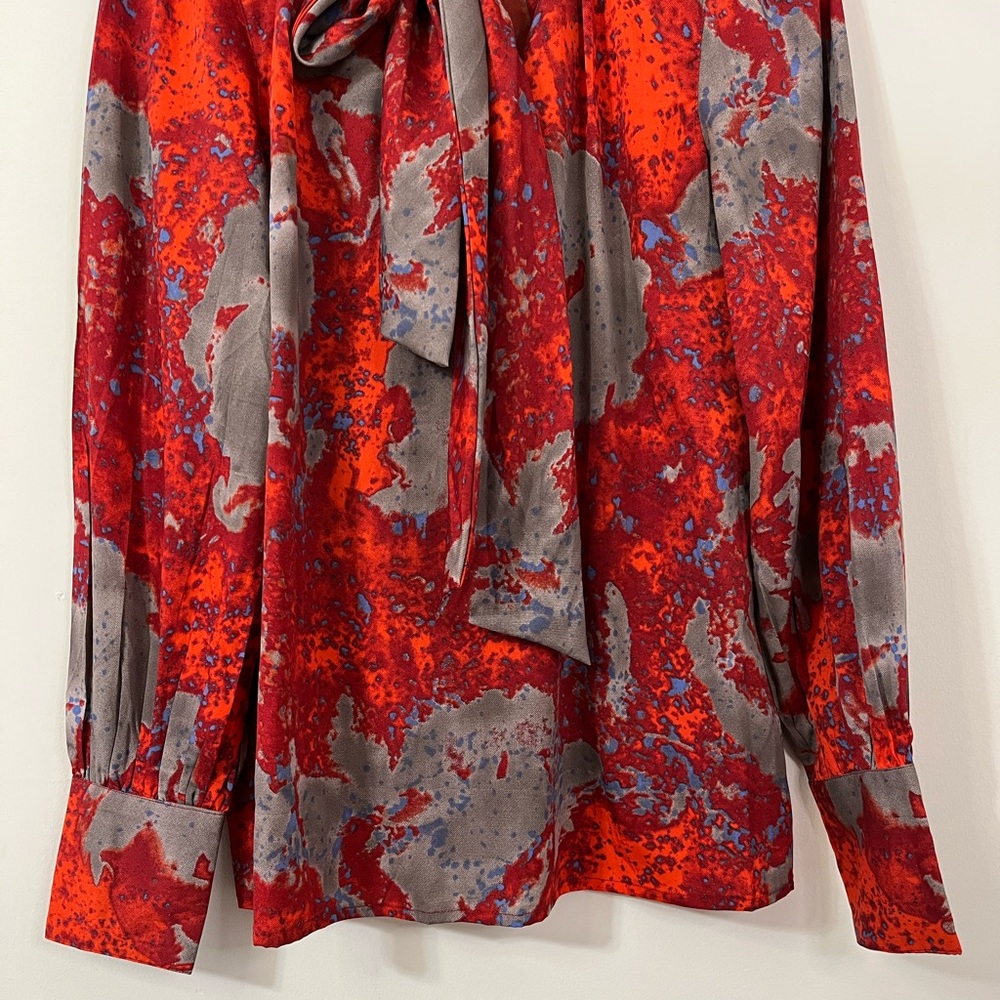 W118 By Walter Baker Red Blue Gray Design Front Tie V-Neck Long Sleeve Blouse S - Picture 3 of 9